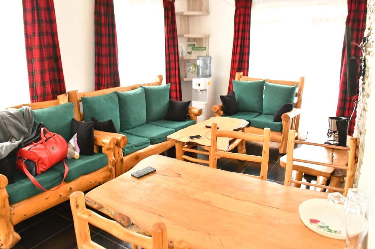 Merinja Guest House ナイバシャ エクステリア 写真