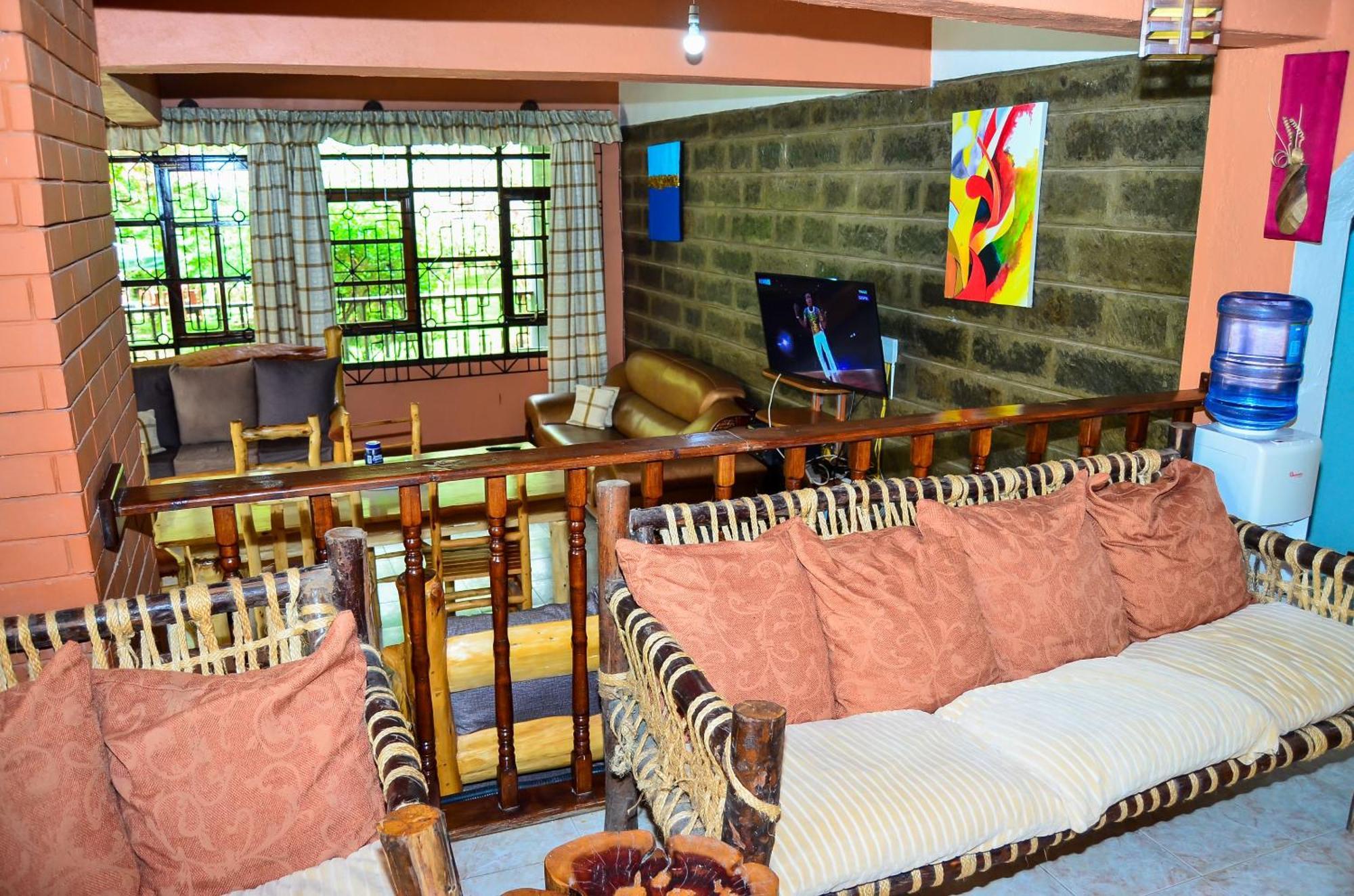 Merinja Guest House ナイバシャ エクステリア 写真