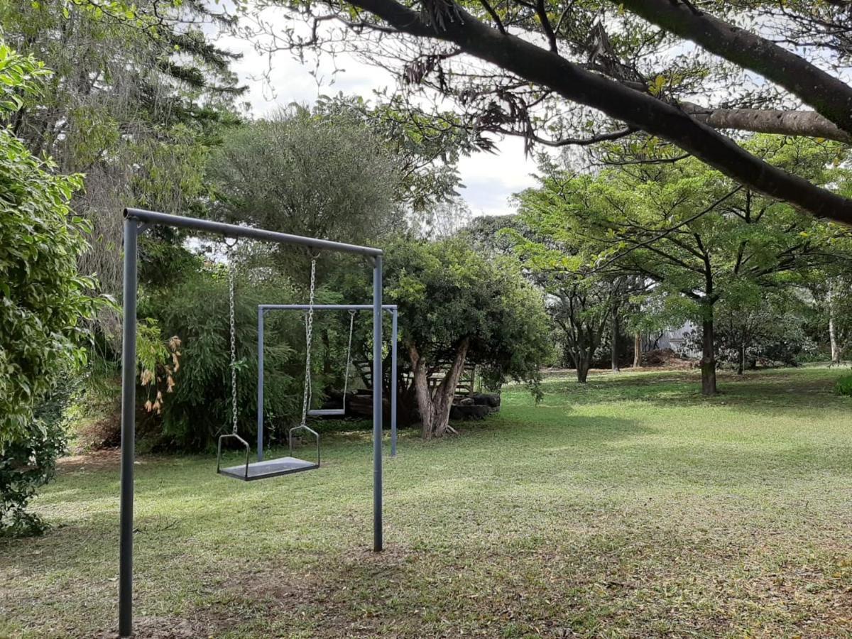 Merinja Guest House ナイバシャ エクステリア 写真
